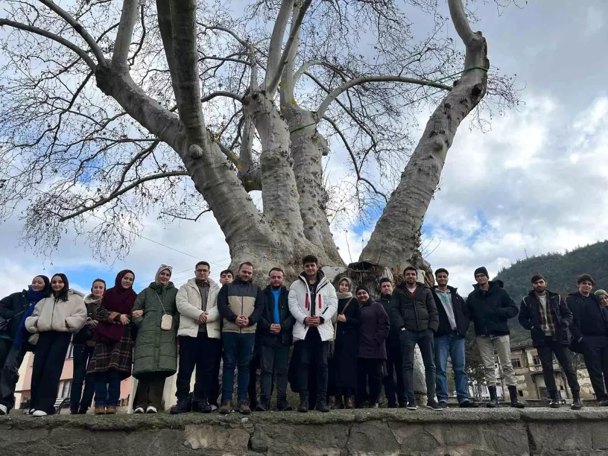 Sakarya Gençlik Meclisi Öğrencileri Şehrin Güzelliklerini Keşfetti